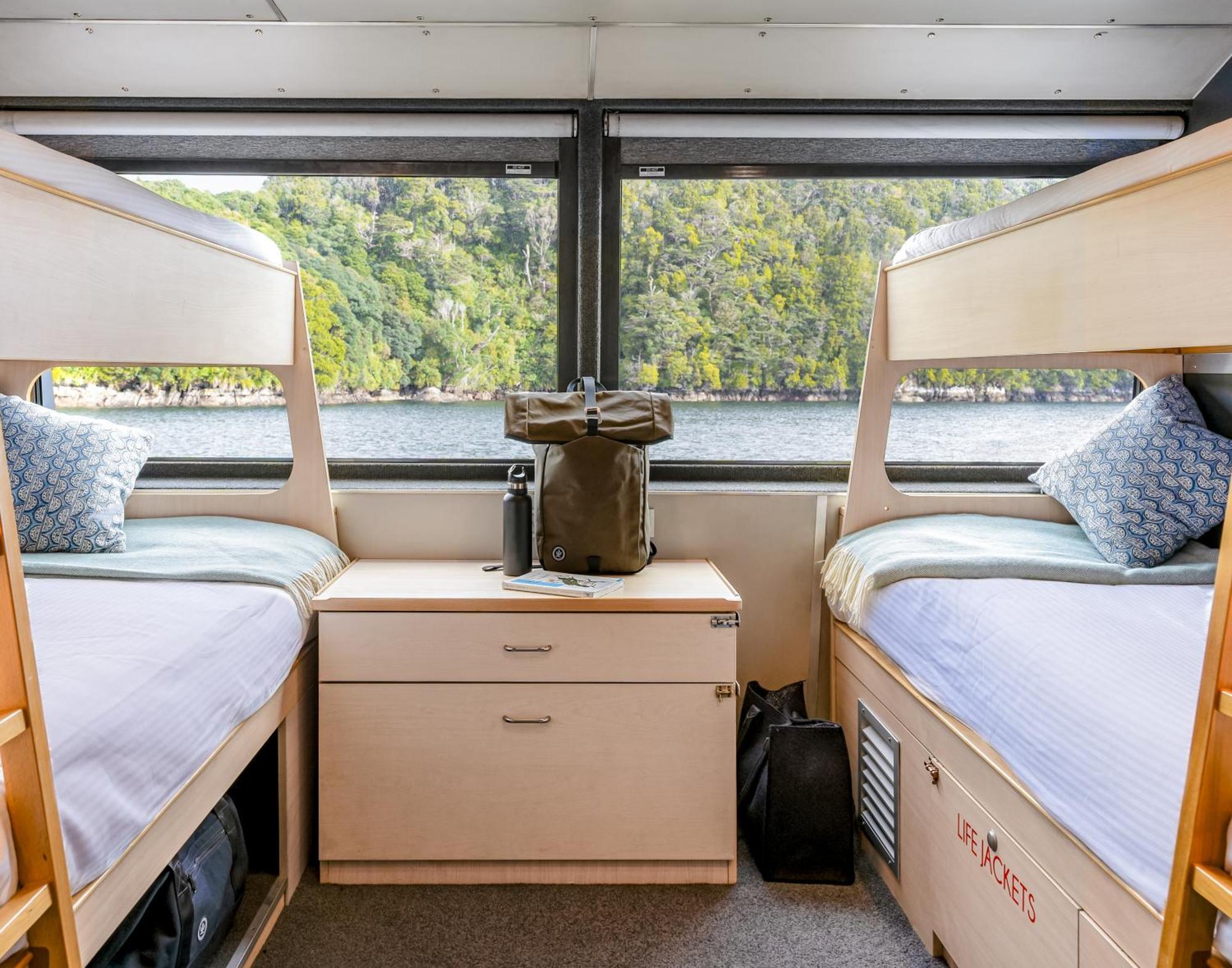 Overnight Cruise - Fiordland Discovery 